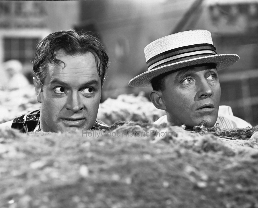 Bob Hope 1947 1 With Bing Crosby filming Road To Rio wm.jpg